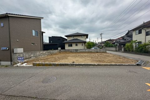 金沢市粟崎町3丁目48番3